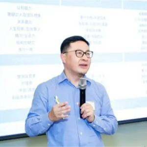 什么是真高管团队?普遍存在严重的认知差异。例如,很多人对高管团队的基本假设是其乐融融、充满和谐的,但高管团队的张力和冲突才是常态;如果不善于面对冲突,不善于解决冲突,不善于在冲突中学习,本身就不适合在高管团队中生存。