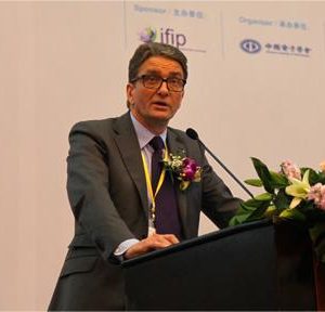 【CXO观点】沃尔沃集团CIO Magnus Carlander-跨国公司的IT战略和方法：文化、顾客和商业创新