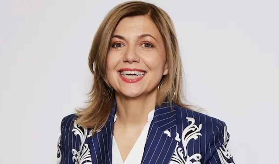 欧洲消费品巨头联合利华（Unilever）旗下高端美妆部门首席执行官 Vasiliki Petrou 即将卸任，暂未公布继任人选-cxounion.cn