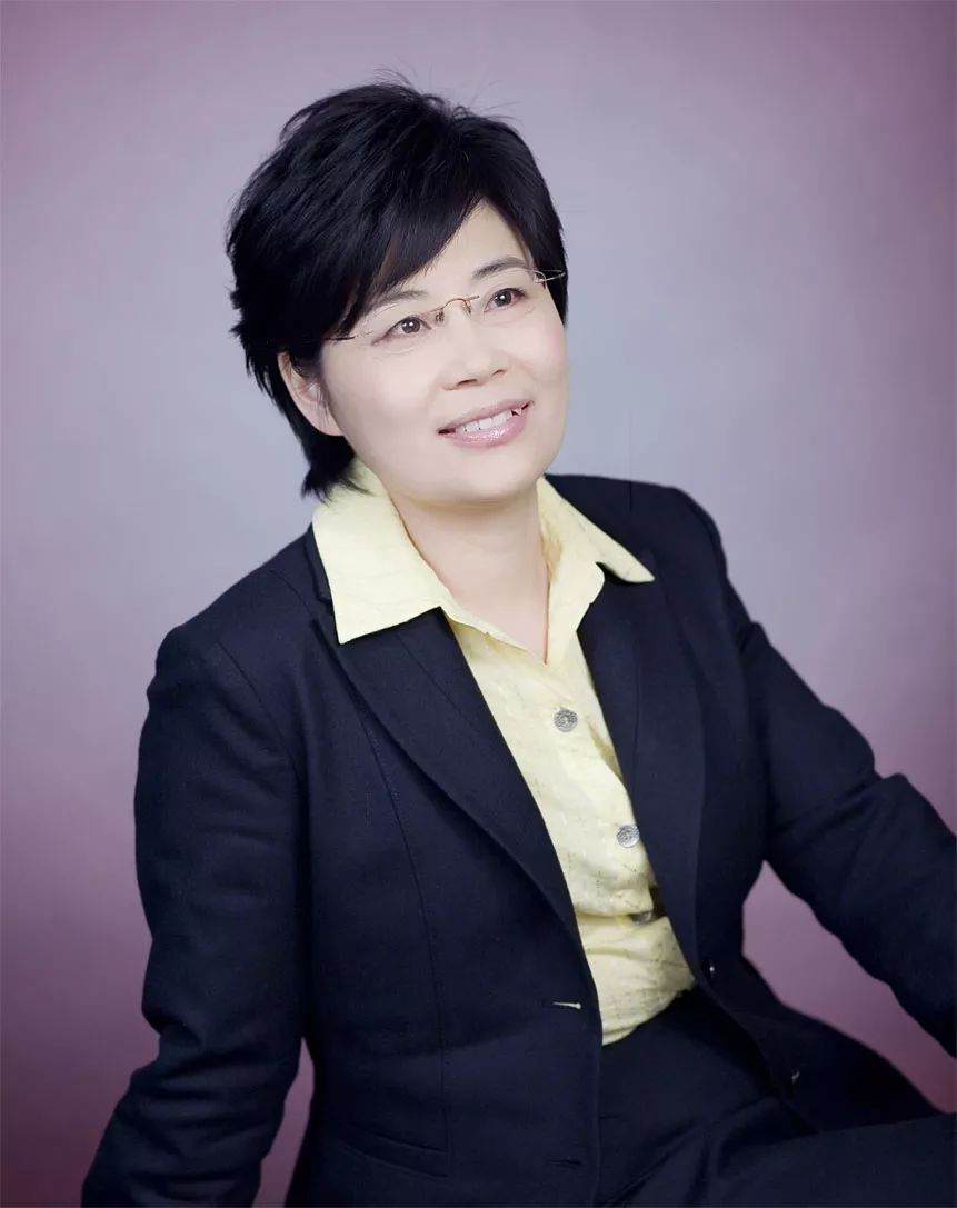 【CFO风采】中国南车CFO詹艳景