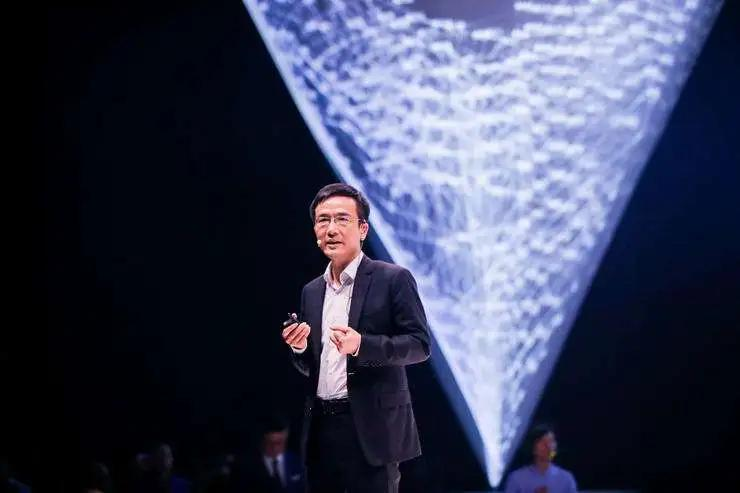 【CTO故事】阿里巴巴CTO鲁肃：每一滴为梦想流过的汗水，都是钻石