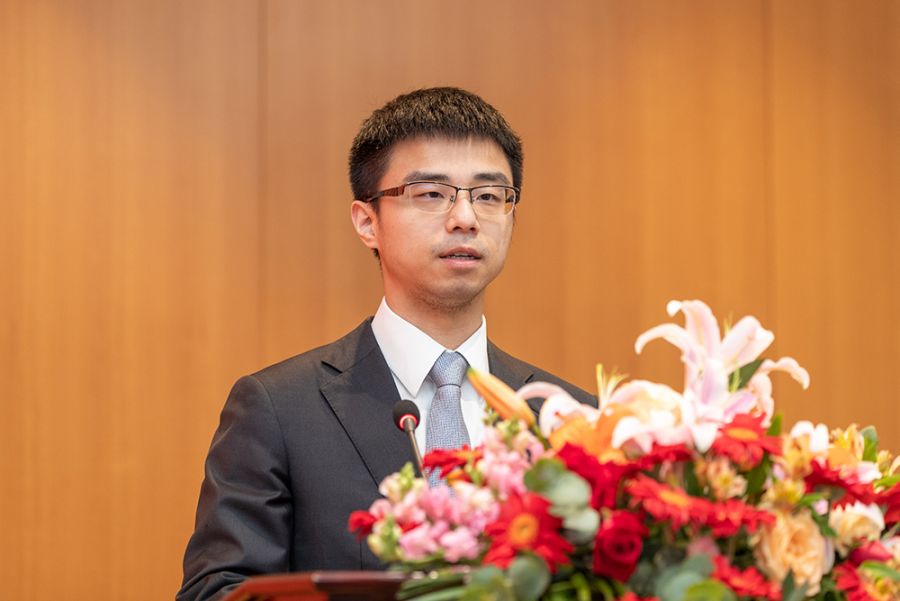 【CEO观点】传化集团副总裁、传化化学执行总裁徐迅:握稳“接力棒”,做好“奔跑者”-CXOUNION.CN