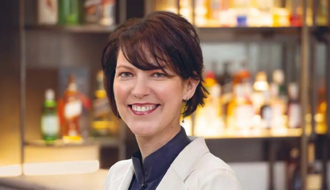 【CEO访谈】帝亚吉欧CEO Debra Crew：喝更少的酒，喝更好的酒-CXOUnion.cn