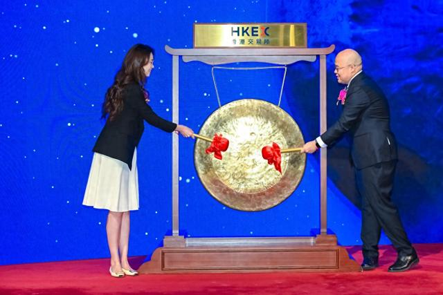 【上市资讯】MiniMax敲钟上市，市值高达827亿港元！