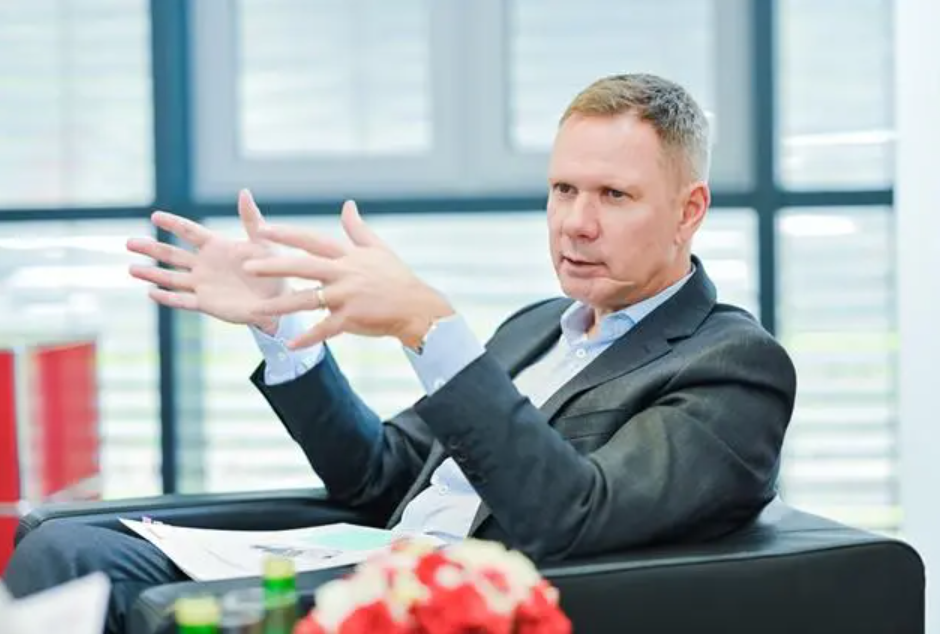 博泽CEO Ulrich Schrickel：以变应变，迎接汽车产业转型