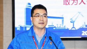江南造船集团公司江南研究院副院长朱明华