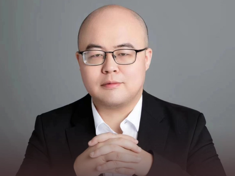 【CEO访谈】对话MiniMax创始人闫俊杰:如何打造AI时代最大的APP – CXOUNION