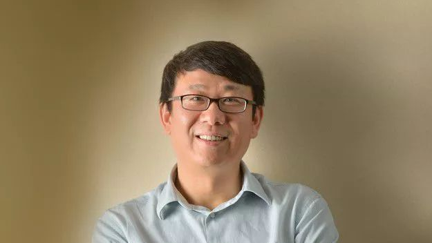 【CFO风采】联想集团CFO周庆彤-cxounion.cn