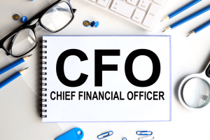 【CXO观点】全球视角下的CFO角色演变：跨领域高管的洞察与应对策略-cxounion.cn