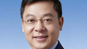 海尔集团高级副总裁，海尔智家股份有限公司董事长兼总裁李华刚