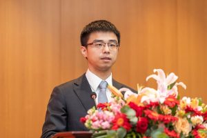 【CEO观点】传化集团副总裁、传化化学执行总裁徐迅:握稳“接力棒”,做好“奔跑者”-CXOUNION.CN