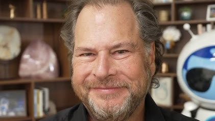 【CEO访谈】Salesforce CEO Marc Benioff：为什么工程师将被AI Agent取代？